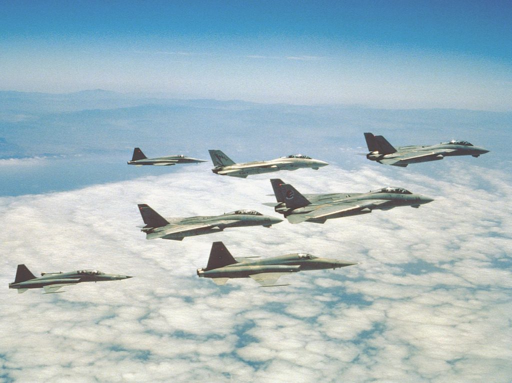 AirDolomiti_TOPGUN_MOVIE