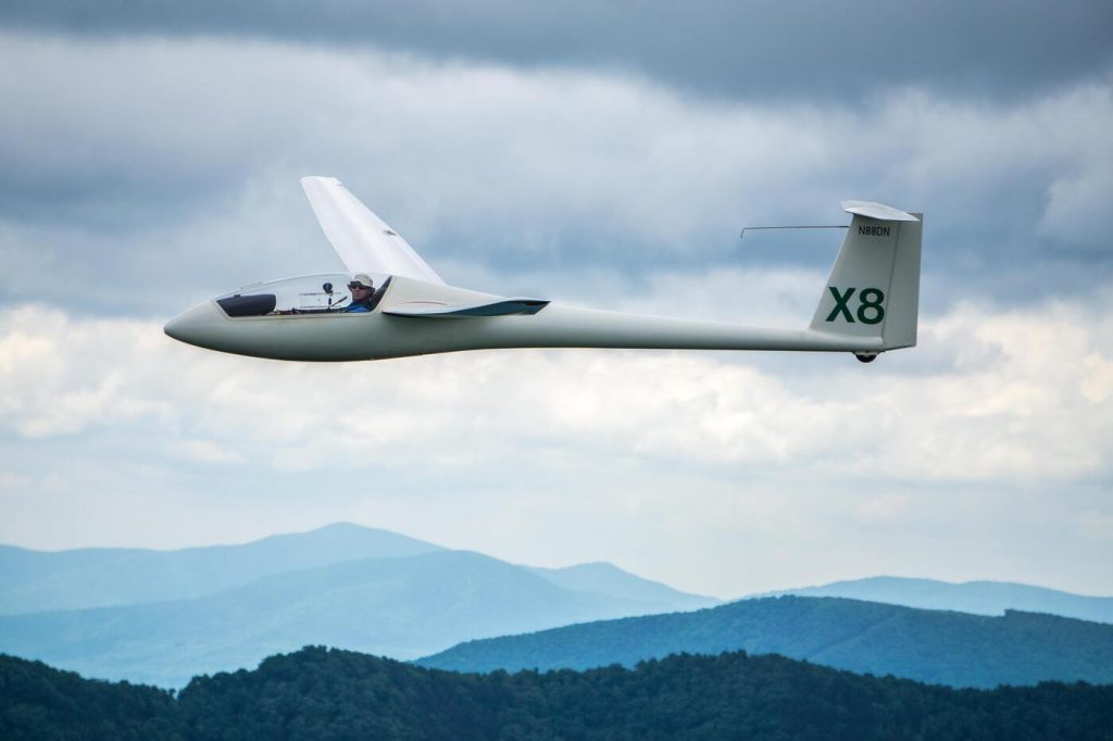 HOW DO GLIDERS FLY? Air Dolomiti Blog